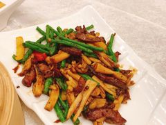 杂菇炒牛柳-寻味顺德·珍之宝酒楼(银钻店)