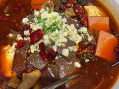 蜀都毛血旺-辛香味烧鱼馆·非遗技艺·排骨红烧肉(光谷医药园店)