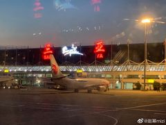 -瑰丽酒店·海吧·天际下午茶·现场DJ·天台酒吧