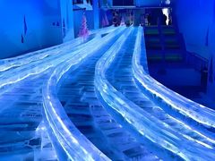 -西安银基冰雪世界
