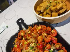 -巴厘龙虾·榜首油焖大虾(音乐学院·沿江酒馆店)