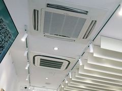 -CoCo都可(湖滨银泰店B区店)