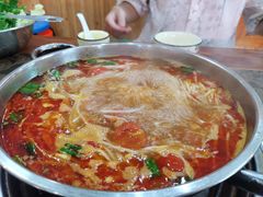 -黄利砖万峰林布依特色酸笋牛肉馆