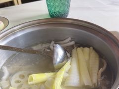 -喃喃椰·糟粕醋·椰子鸡火锅(七堡花园店)