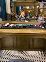 -TWOFACE 双面理发馆