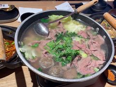 -川堂风·跷脚牛肉·乐山爆炒(宝山日月光店)