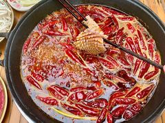 -扎起市井老火锅(乐山总店)