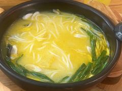 -桥香园过桥米线(国贸店)