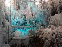 -大平台龙居瀑布旅游区