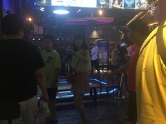 -YOGO优果密室逃脱(新佳丽广场店)