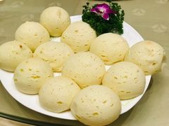 芝士麻薯包-广东胜利宾馆西关粤中餐厅
