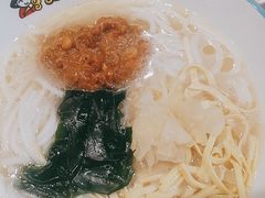 -灵芝妹子海鲜米线(劳动公园店)