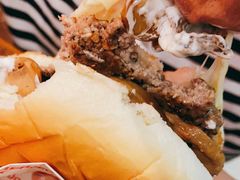 蘑菇牛肉汉堡-FATBURGER 特富客汉堡(外交公寓店)