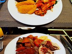 -大中华希尔顿酒店-念自助餐·嗨啤·小龙虾