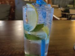 -爱啤精酿·民谣酒馆(滨江店)