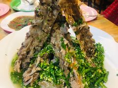 -席娜卡琳火车铁道夜市