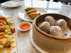 天鹅榴莲酥-唐阁海景中餐厅·早茶·粤菜•生日聚餐(海口朗廷酒店)