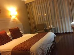 -爱舍海岸酒店(香港中路五四广场店)