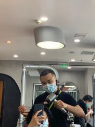 -TOP HAIR SALON