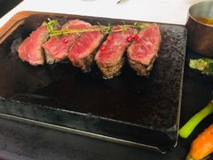 -Erman岩烧牛排(虹桥南丰城店)