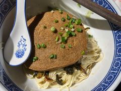 -沪西老弄堂面馆(定西路店)