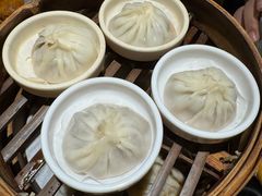 黑松露鲜肉小笼-馋三尺蟹粉小笼(人民广场店)