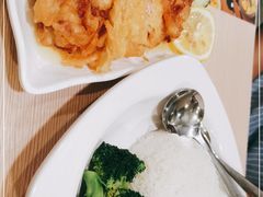 -佰搭果·广式茶餐厅(西华路店)