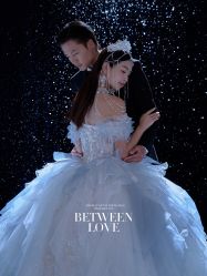-雪中彩影婚纱摄影·微光艺术中心