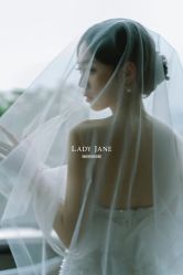 -Lady  Jane高端婚纱礼服馆