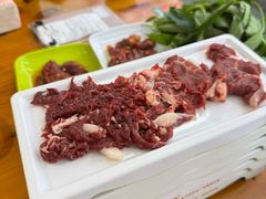 -养牛邓·潮汕牛肉海鲜自助火锅(广州店)