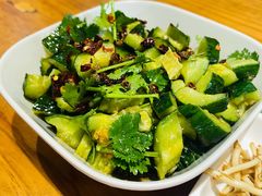 拍黄瓜-木屋烧烤(万德庄店)