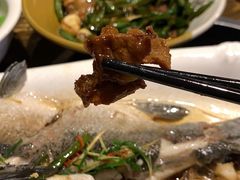 -醉美东江·三文鱼·烧鸡公