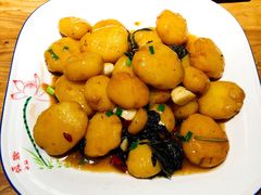 -头上红煨盐鸡·非遗院子餐厅
