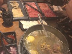 -六扇门潮汕牛肉火锅(BGC店)