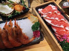 -湊湊火锅·茶憩(杭州湖滨银泰in77店)