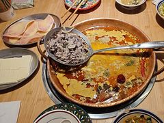 -洱火云南酸菜牛肉火锅(石景山当代商城店)