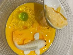 -香港百合居(LCM置汇旭辉广场店)