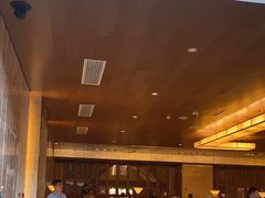 -东西风牛排馆周末烧烤自助(首都机场希尔顿店)
