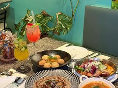 -SHADOWS•Bistro&Eatery(安福路店)