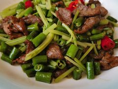 小炒黄牛肉-鸿运酒楼