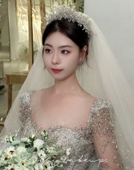 -艾米丽婚纱礼服