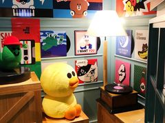 -LINE FRIENDS Garosu-gil Flagship Store