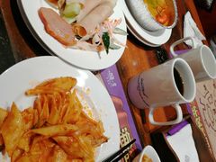 -四海一家自助餐(益田假日广场店)