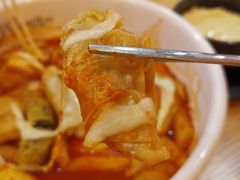 -火鸡爪东大门猎奇炒年糕