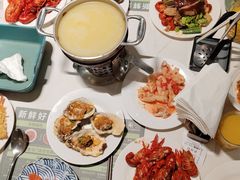 -金马门国际美食百汇(珞喻路店)