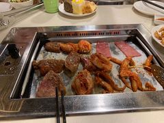 -爱客得牛排海鲜烤肉·火锅自助(春熙路黑金好店)