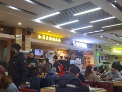 等位区-红鼻子桂林米粉(金唐新光界店)