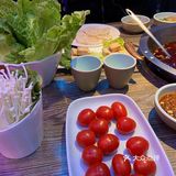 肥美。对了，小料台还有自助的水果，走时吃的好饱好饱