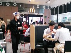 -麦当劳(北京大兴机场二层国内到达(安检外)店)
