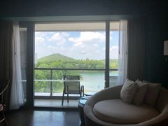 -上海佘山世茂艾美酒店